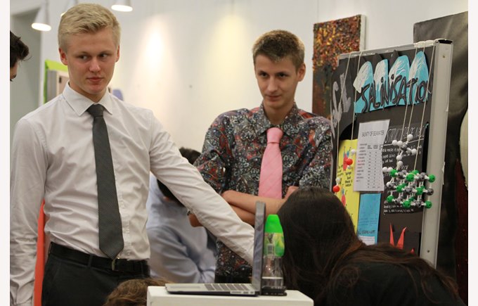 Year 12 IB Students Present Group 4 Projects