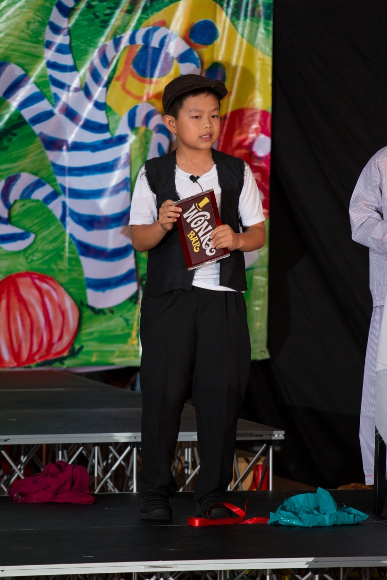 Charlie and The Chocolate Factory BIS Tu Xuong Primary MP3 Production 2015