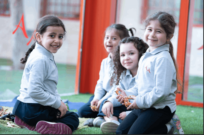 Amman Academy | International School in Amman | Nord Anglia - Feature Cards Pattern