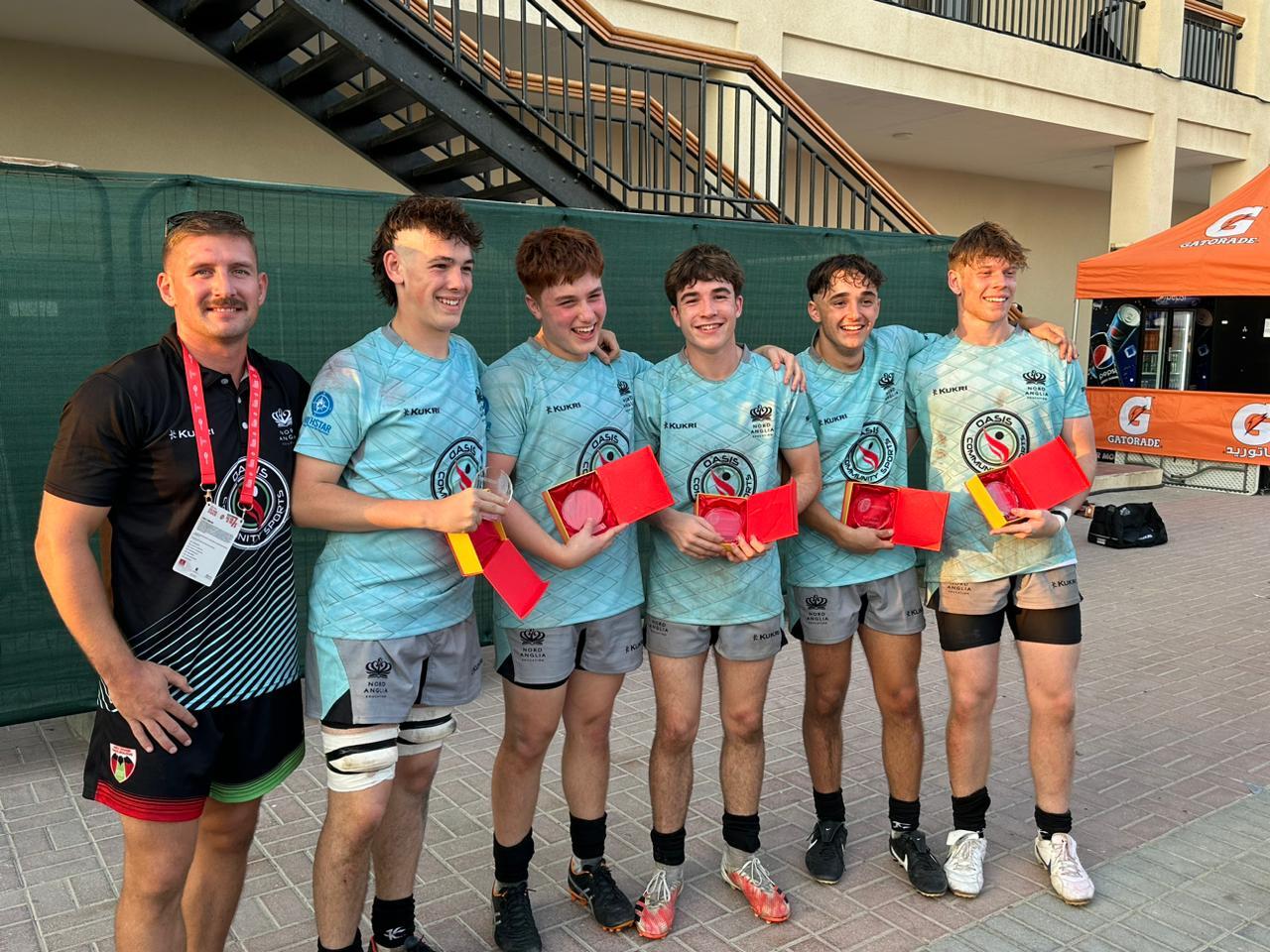 5387874e576947f99f10250fc489eccfjpg