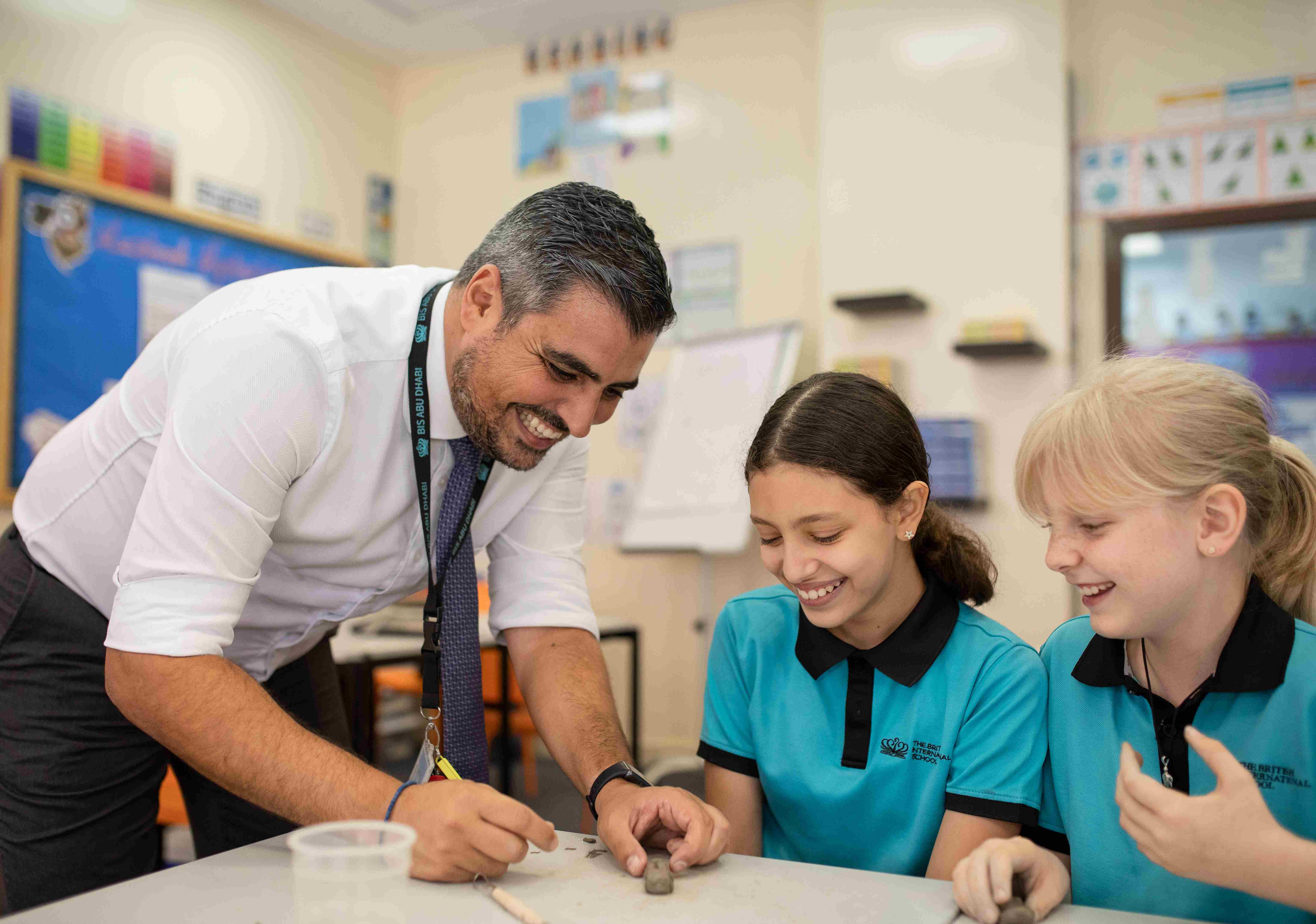 British International School Abu Dhabi Jobs | BIS Abu Dhabi - Small Text And Image