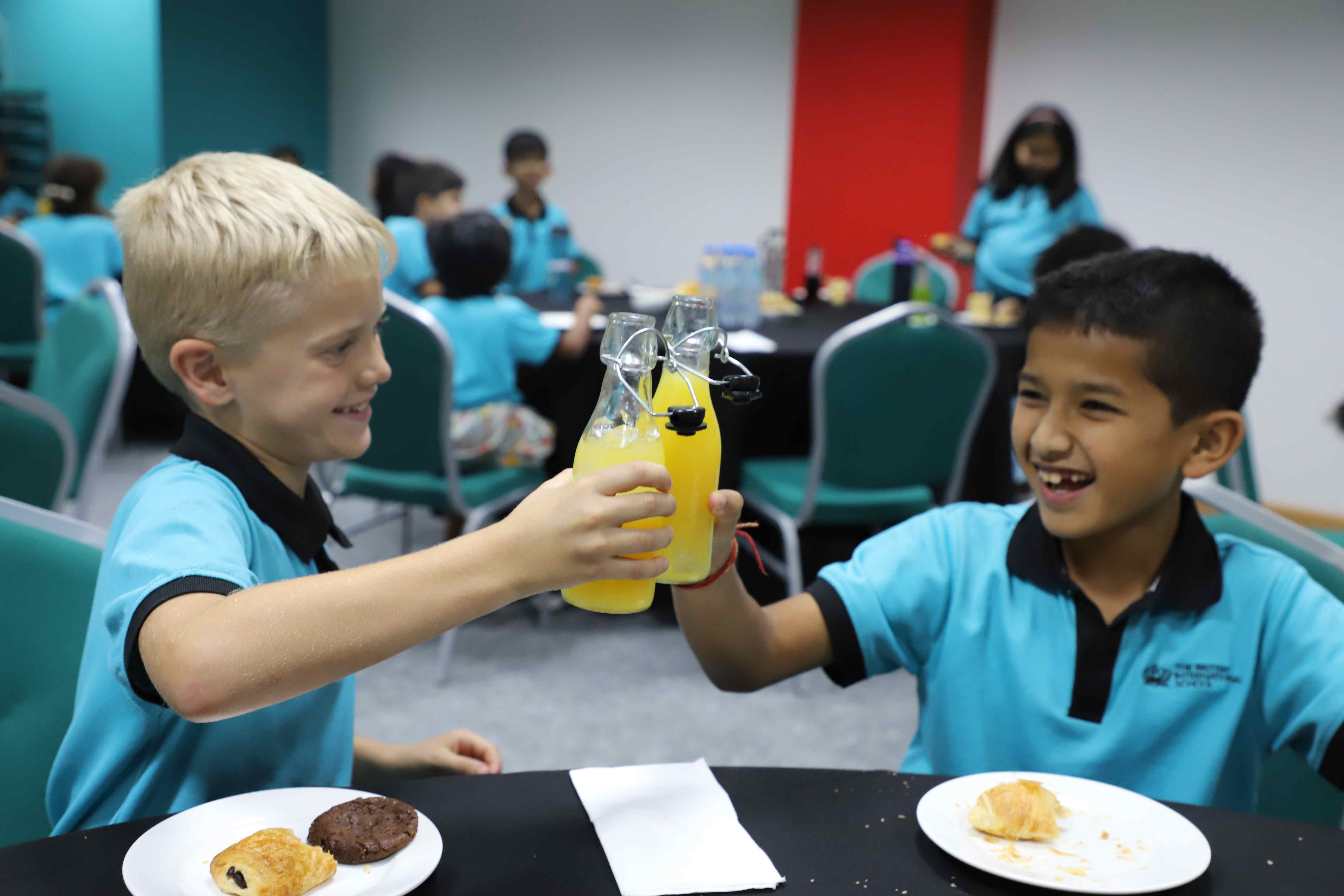 How to connect and make friends - How to connect and make friends