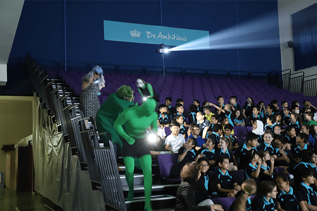 MIT Challenge - Carousel For News Detail