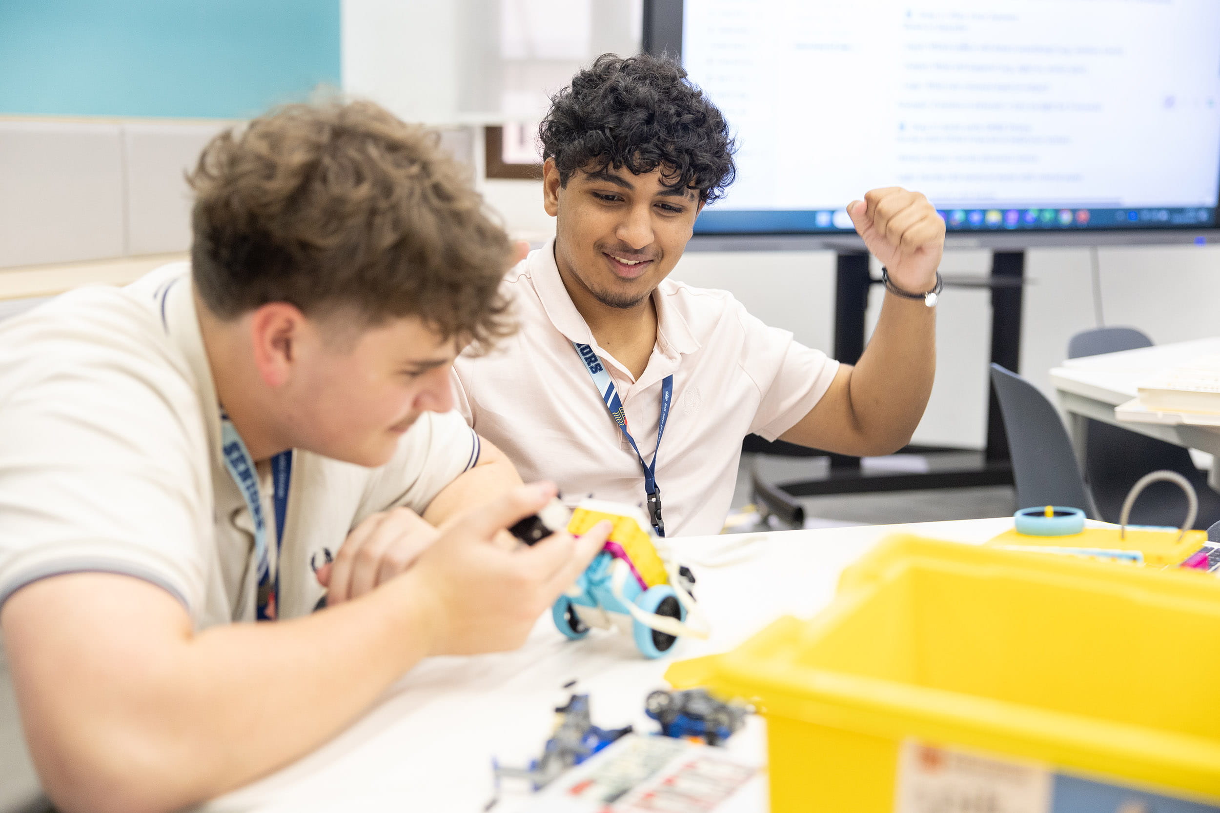 BTEC International Level 3 - Image-50-50