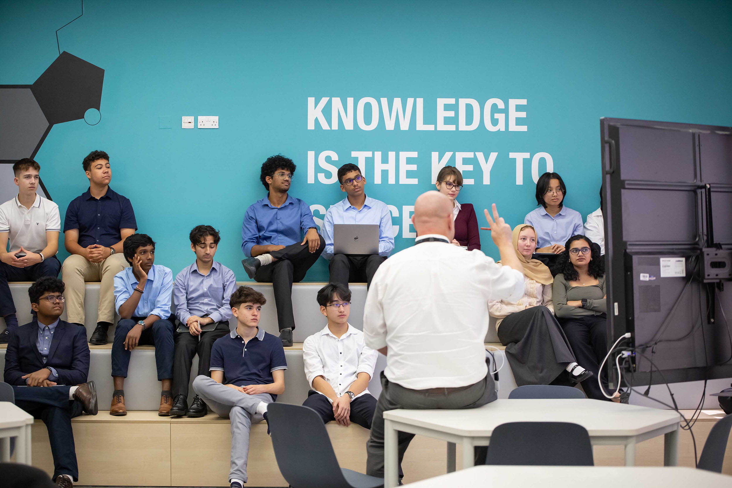 IB School in Abu Dhabi | BIS Abu Dhabi - Content Page Header