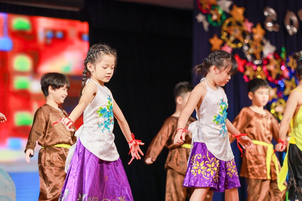 Moon Festival Assembly 2023 Celebrated with Spectacular - Moon Festival Assembly 2023