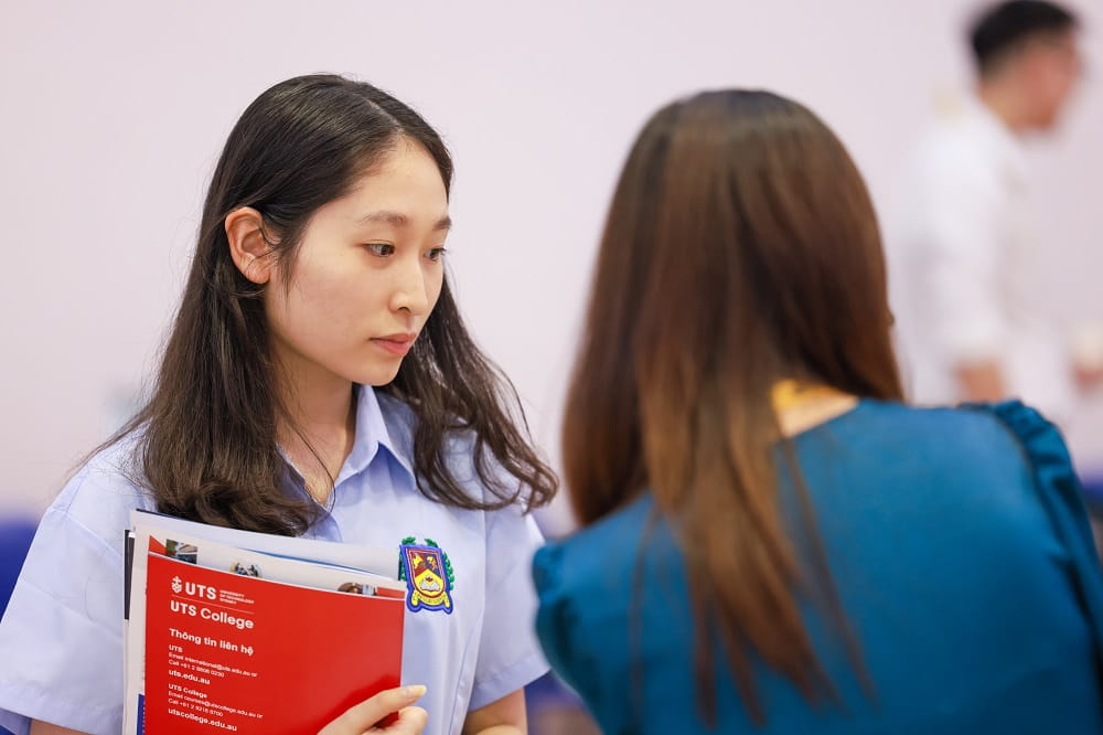university guidance at BIS Hanoi | British international school in Hanoi