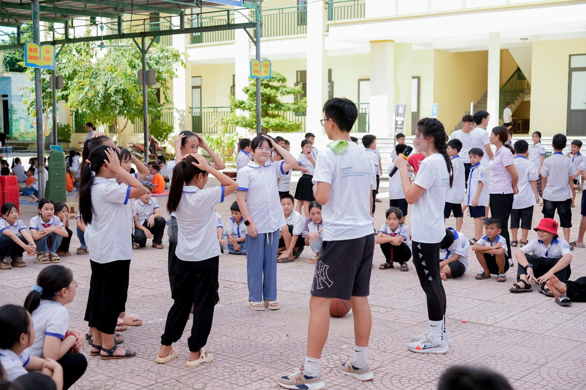 BIS Hanoi students empower 1400 children in the mountainous region of Vietnam through their social impact project, Chalk Road | British International School in Hanoi | Nord Anglia - Carousel For News Detail 1