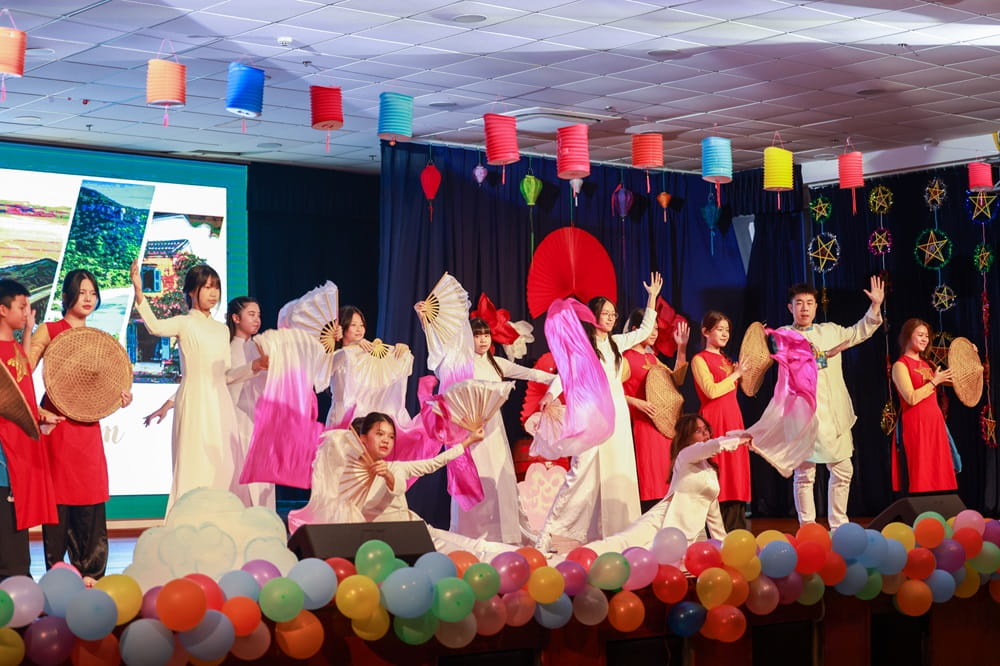 Moon festival at BIS Hanoi bursts with cultural vibrancy | British International School Hanoi - moon festival 1