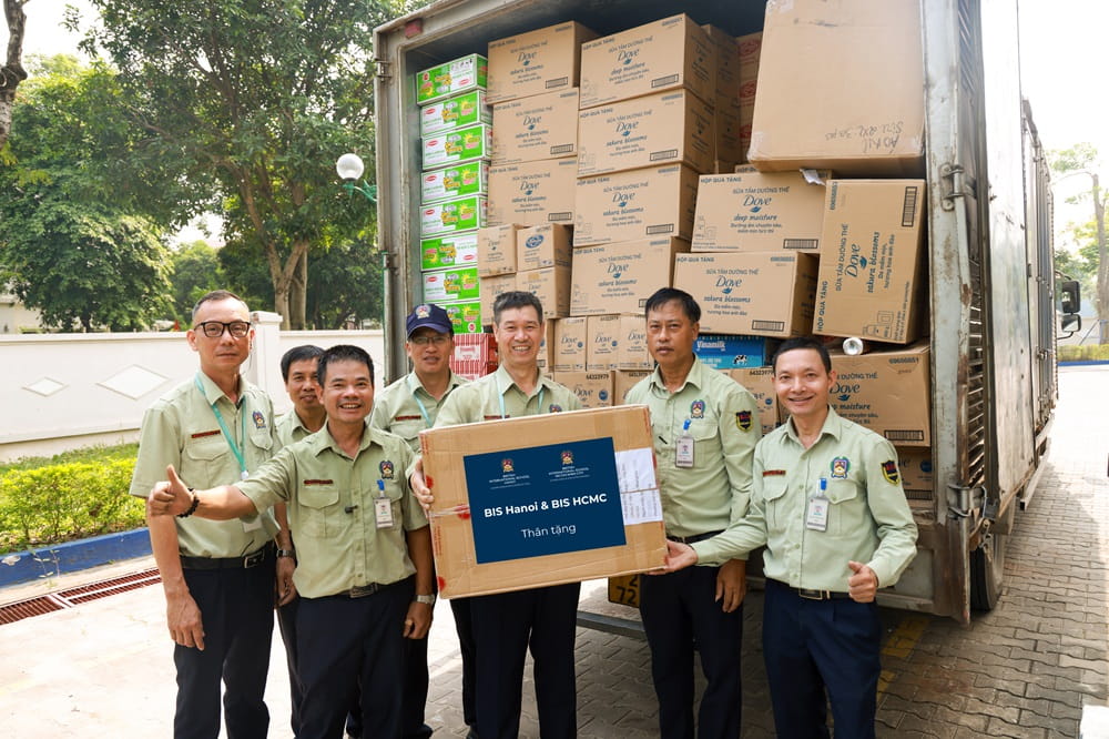 Dự án hỗ trợ các vùng bị ảnh hưởng bởi bão Yagi của BIS Hà Nội và BIS HCM | Trường Quốc tế Anh Hà Nội - Typhoon appeal 2