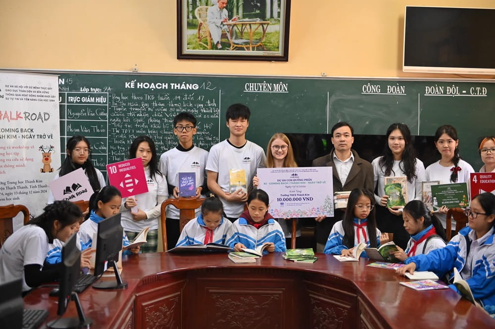 Dự án Chalk Road tiếp tục mang niềm vui tới trường Tiểu học và Trung học Thành Kim | Trường Quốc tế Anh BIS Hà Nội - Chalk Road 2