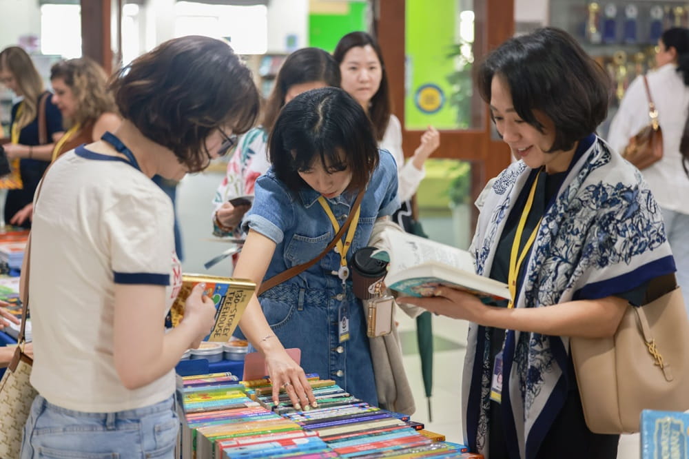 Book Week 2025 at BIS Hanoi: Tales with Tails | British International School Hanoi - Book week 2025 2