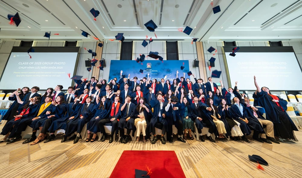 Lễ tốt nghiệp đáng nhớ của học sinh tốt nghiệp niên khóa 2025  - Celebrating the BIS Hanoi Class of 2025
