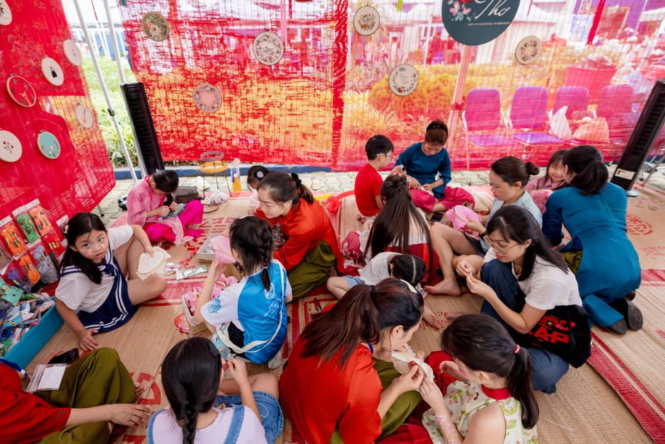 Trường BIS Hà Nội tổ chức Lễ hội Quốc tế 2025 tôn vinh tinh thần hòa nhập toàn cầu | Trường Quốc tế Anh Hà Nội - Carousel For News Detail