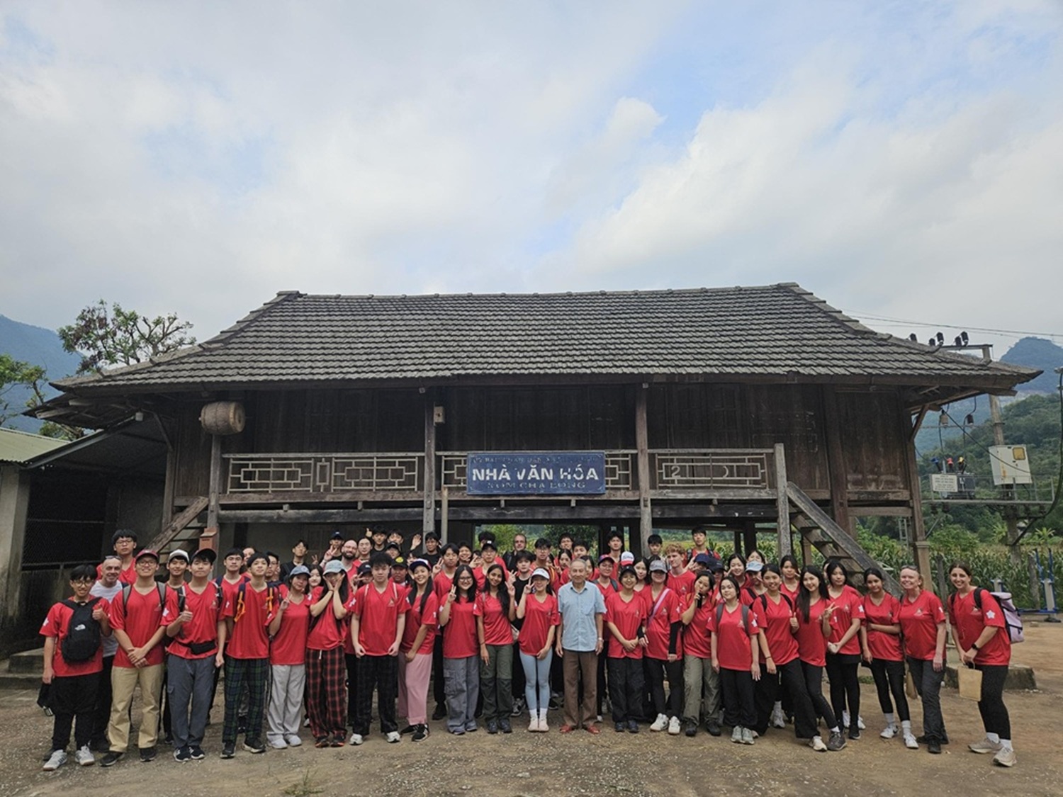 Học sinh BIS Hà Nội trải nghiệm những hành trình học tập đáng nhớ trên khắp Việt Nam | Trường Quốc tế Anh tại Hà Nội - BIS Hanoi students embark on unforgettable learning journeys across Vietnam