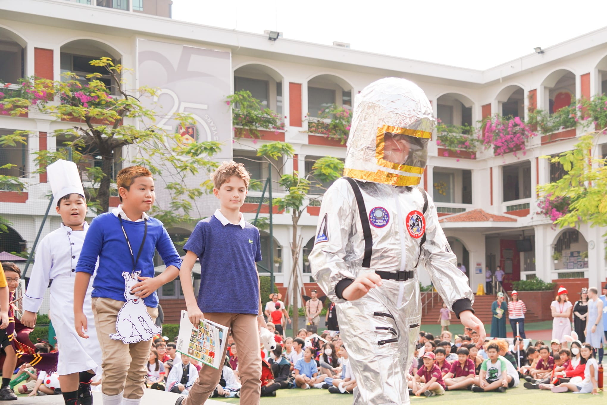 BIS Book Week 2023: Celebrating the Authors of BIS HCMC - Carousel For News Detail