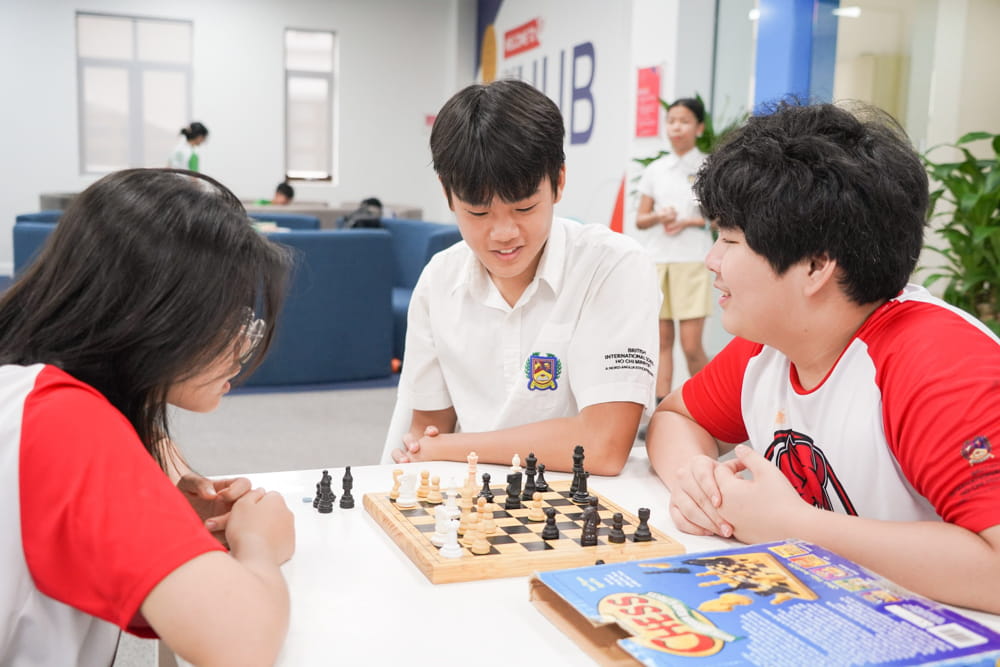 BIS HCMC Graduates of 2024 are now joining top universities around the world - Carousel For CCAs