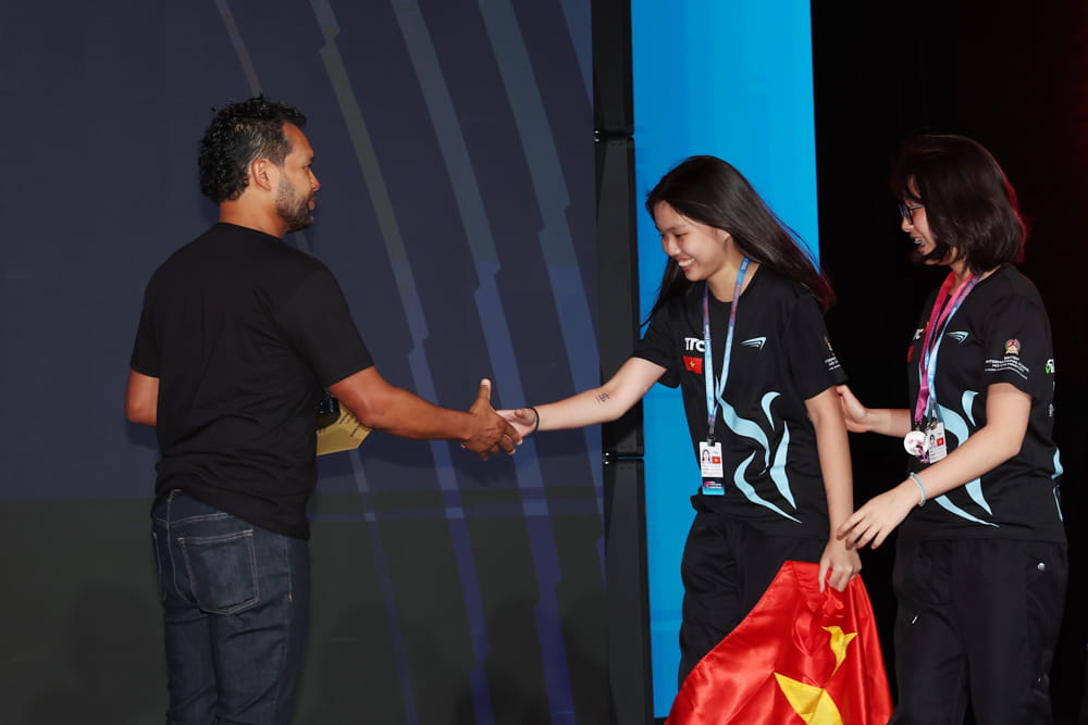 Team Mercury VN Shine on the Global Stage at the 2025 Aramco STEM Racing World Finals Supported by Formula 1 in Singapore - Team Mercury VN Shine on the Global Stage at the 2025 Aramco STEM Racing World Finals