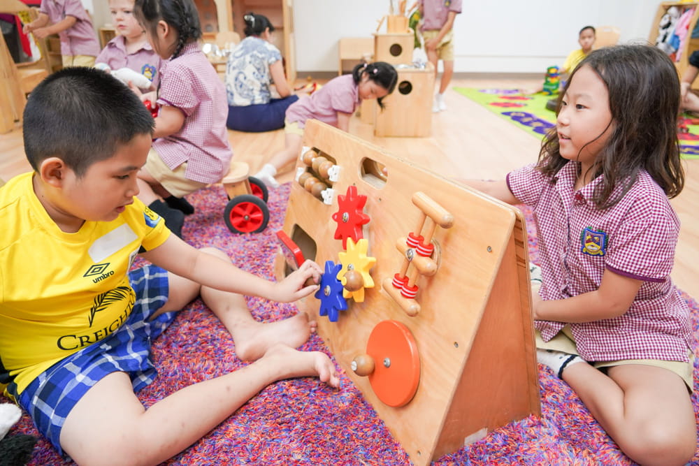 Sharing Warmth and Kindness: BIS Tết Gift Box Collection 2025 - TET Gift Collection