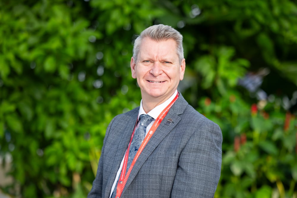 How We Teach | BIS HCMC - Feature Cards Tabs