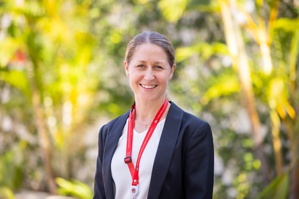 How We Teach | BIS HCMC - Feature Cards Tabs