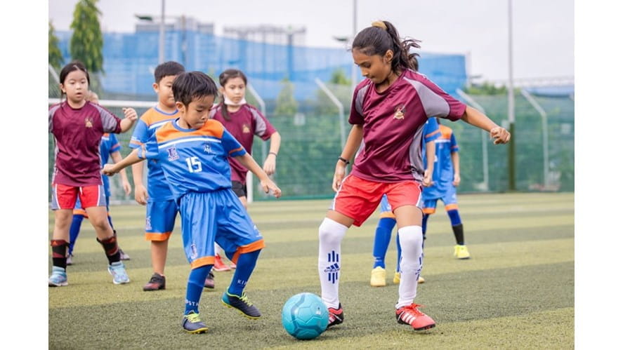 2020_10_28  U9 BIS Girls Football BIS vs AIS00007
