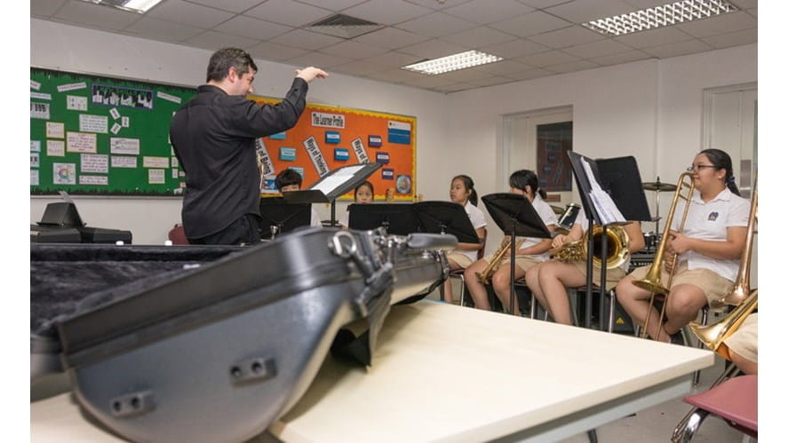 Juilliard alumni Jason Crimi visits BIS HCMC - juilliard-alumni-jason-crimi-visits-bis-hcmc