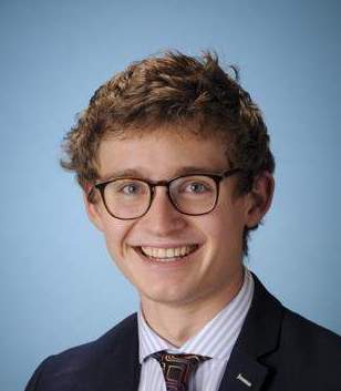 Academic Excellence | The British International School Budapest - Feature Cards Pattern 1