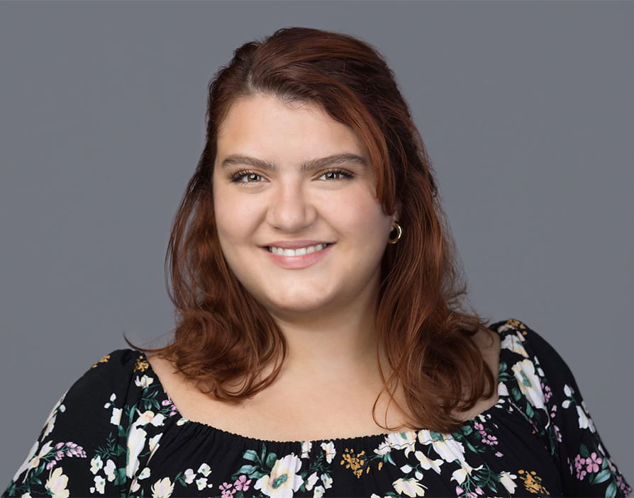 Academic Excellence | The British International School Budapest - Feature Cards Pattern 1