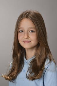 Private School Budapest | BISB - Feature Cards Pattern