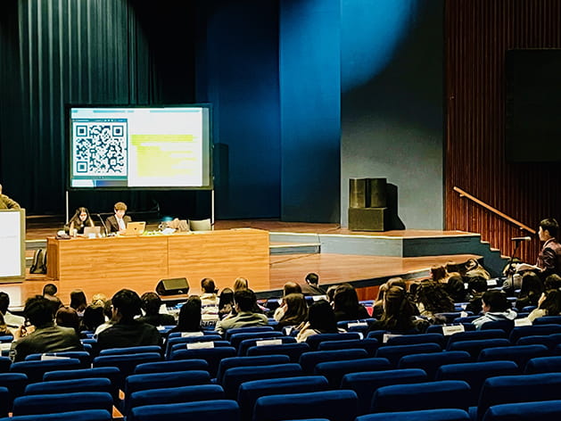 Model United Nations delegates attend THIMUN - Carousel For News Detail