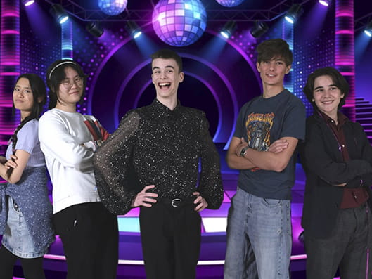 Year 11 Final Day - Carousel For News Detail