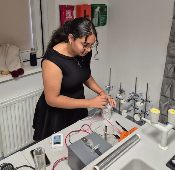 Aha! in the Physics Lab - Physics IA Lab