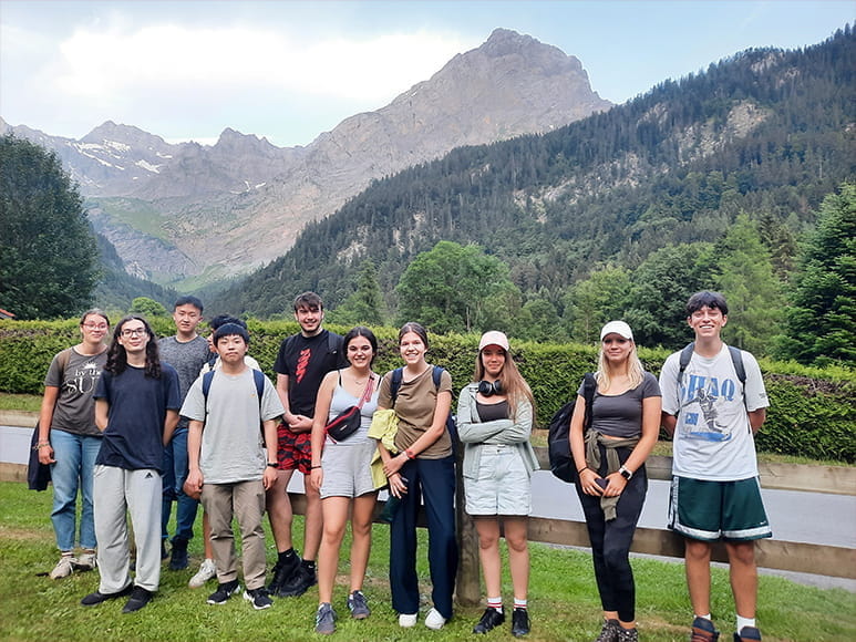 Les Martinets Switzerland Hiking Expedition - Les Martinets Switzerland Hiking Expedition