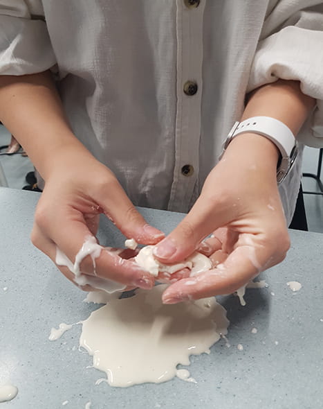 Year 12 Science Experiment - Carousel For News Detail