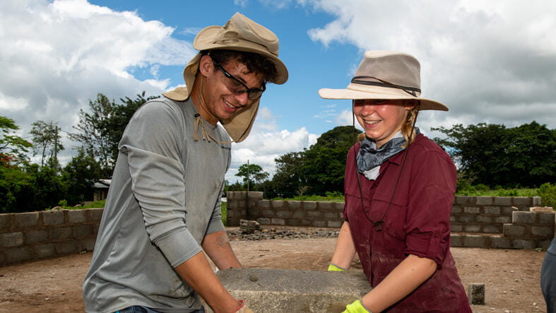 精彩的课外活动 | 上海英国学校浦西校区 - 07 - Feature Cards Pattern - Expeditions