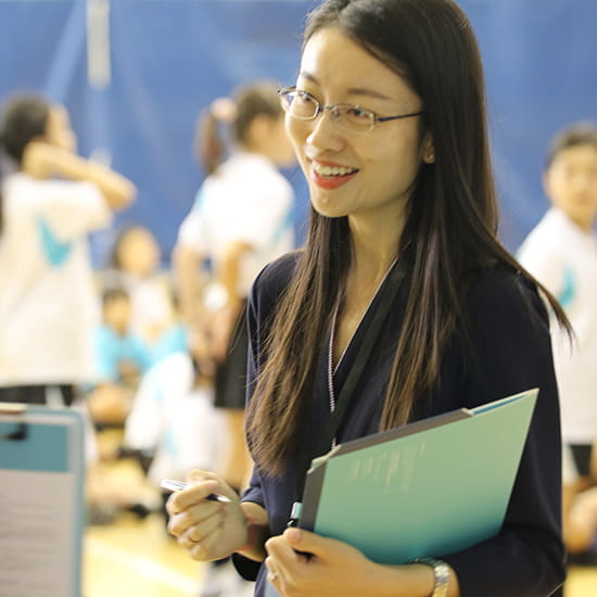学校师资介绍与办学理念 | 上海英国学校浦西校区 - Feature Cards Tabs