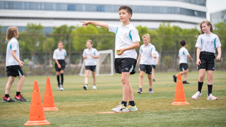 精彩的课外活动 | 上海英国学校浦西校区 - 04 - Feature Cards Pattern - Creativity and Culture