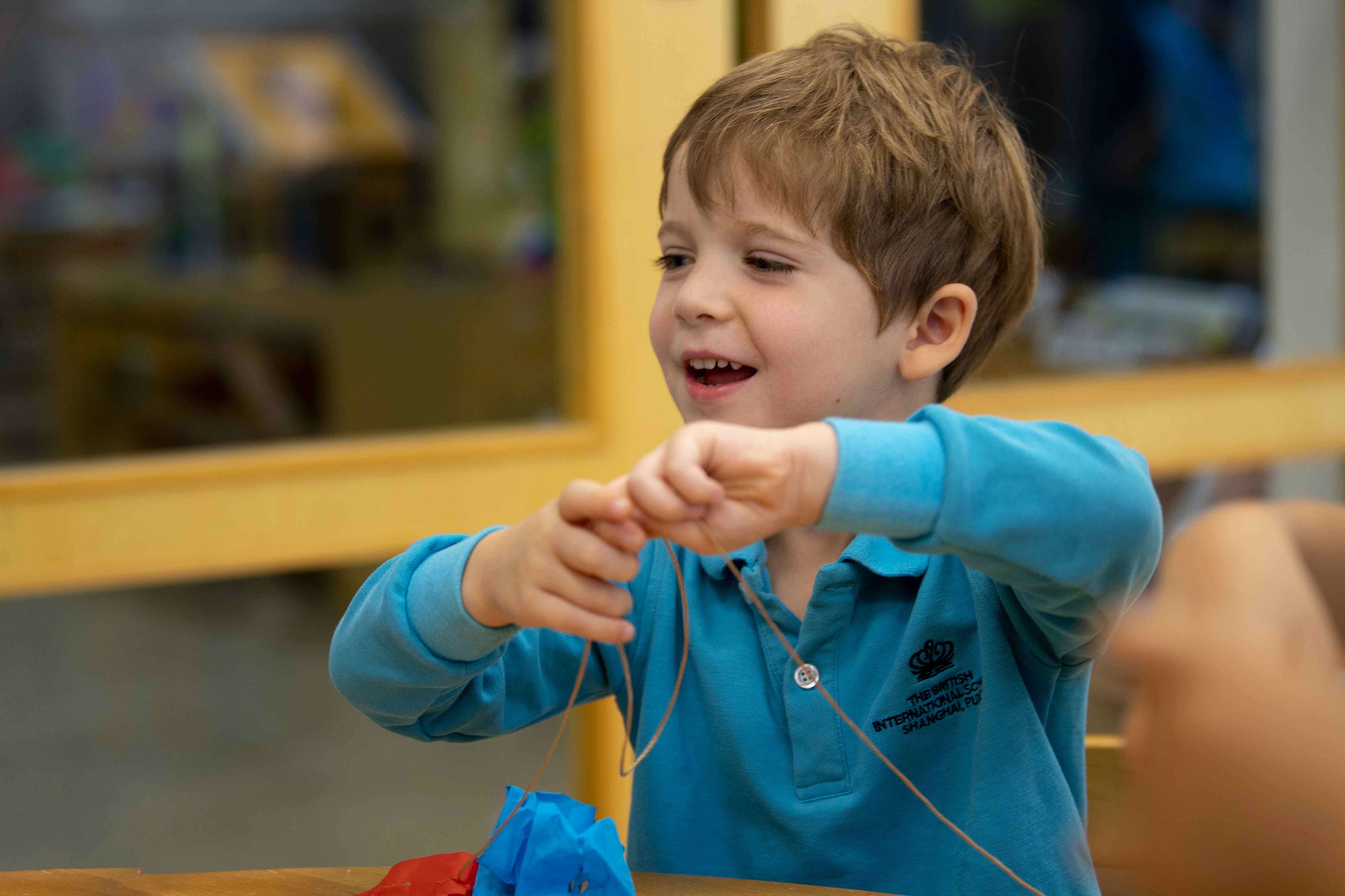 Early Year Curriculum student