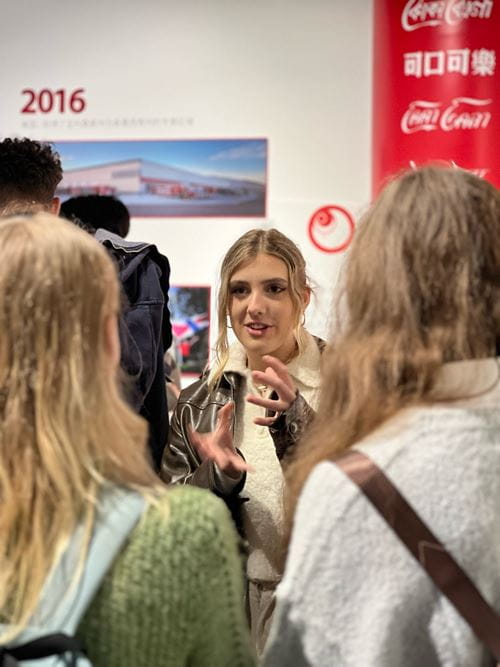 Bottling Business: Students Visit Coca-Cola - Bottling Business - Students Visit Coca-Cola