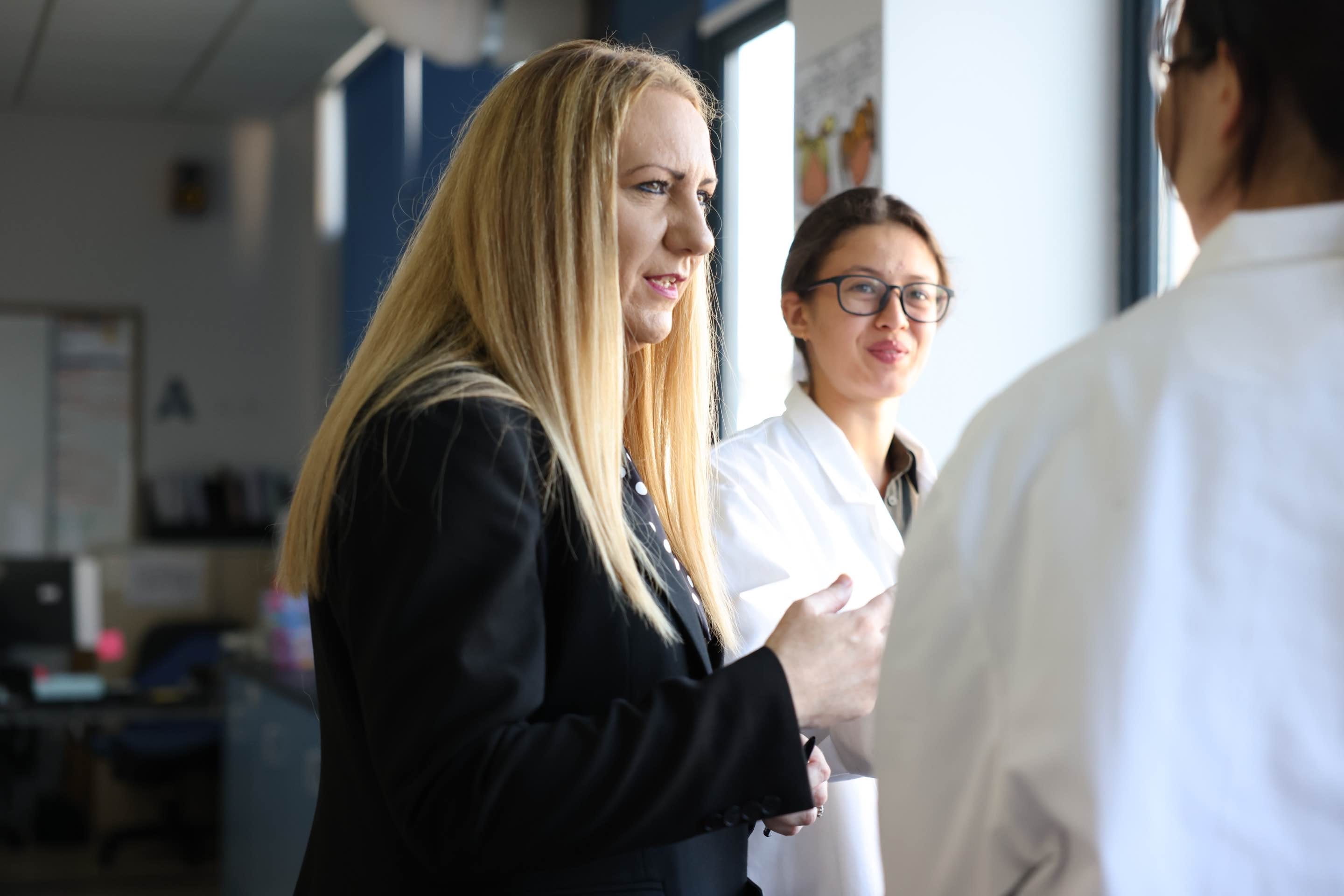 Paula Alderson - Paula Alderson