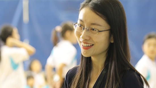 学校师资介绍与办学理念 | 上海英国学校浦西校区 - Feature Cards Tabs