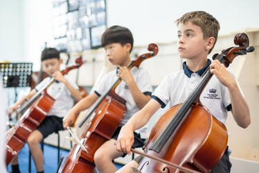 办学特色与学术优势 | 北京英国学校顺义校区 - Visual Time Line Tabs