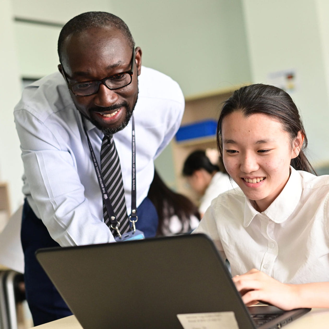 Our Staff & How We Teach | The British School of Beijing, Shunyi - Feature Cards Tabs