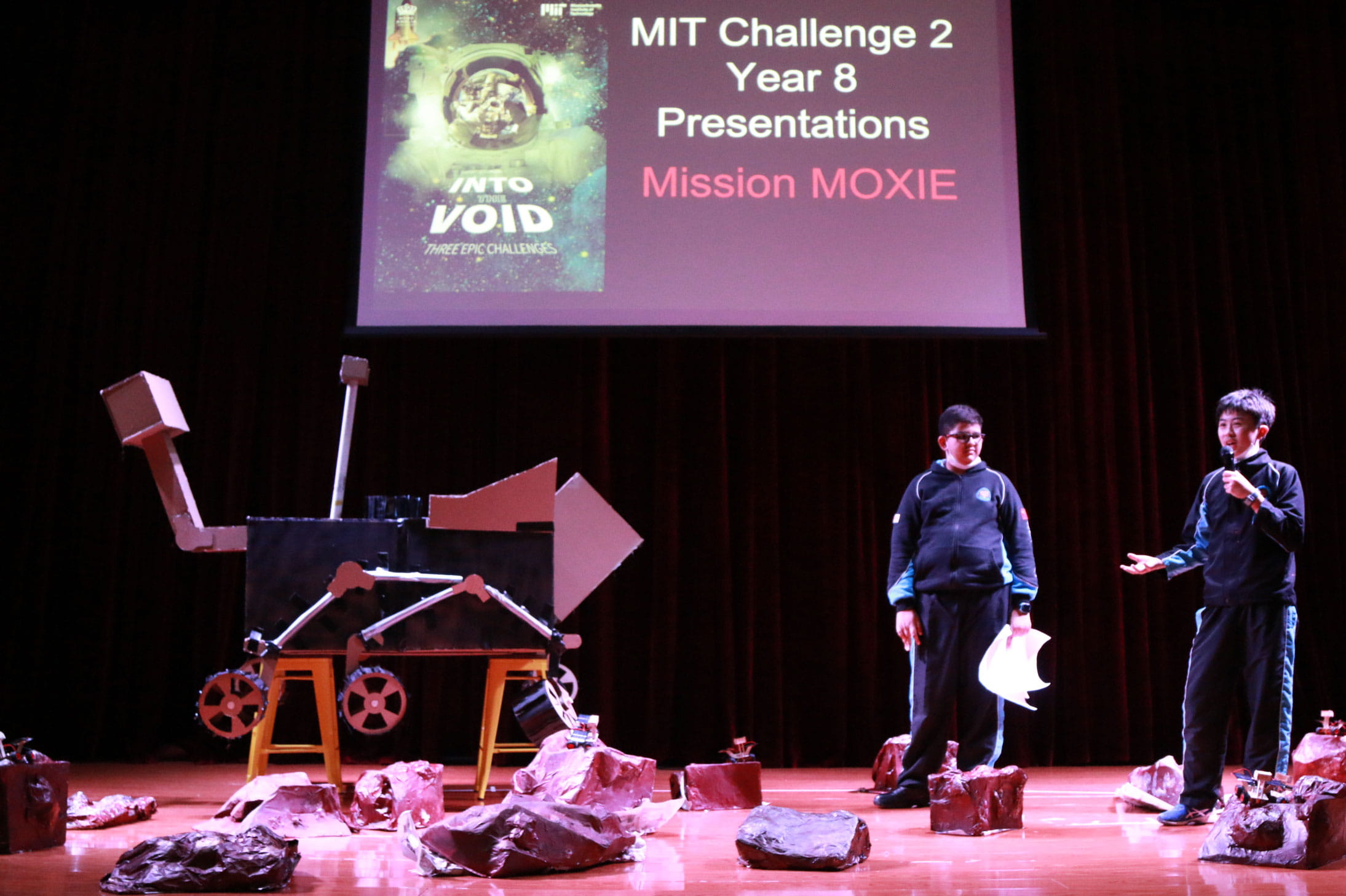 办学特色与学术优势 | 北京英国学校顺义校区 - Visual Time Line Tabs