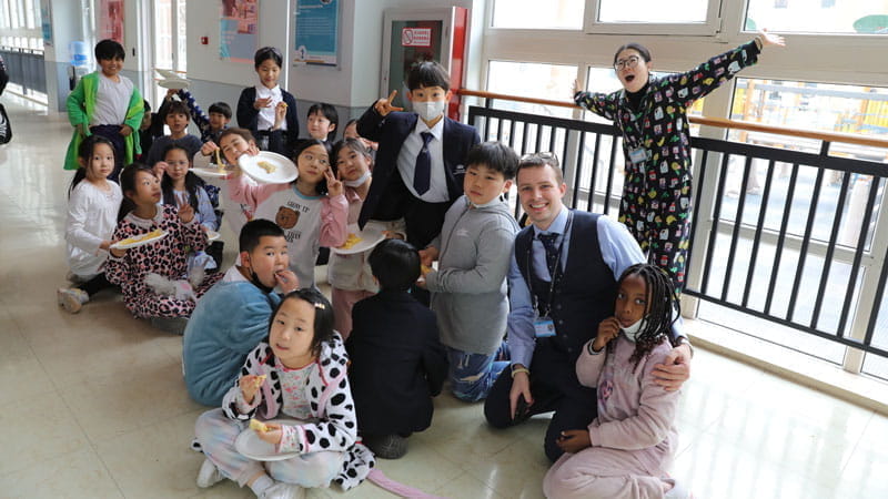 煎饼和睡衣日! - Pancake and Pyjamas Day