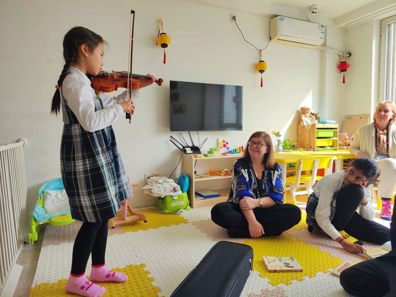 Student Council visits children at Dew Drops - Student Council visits children at Dew Drops