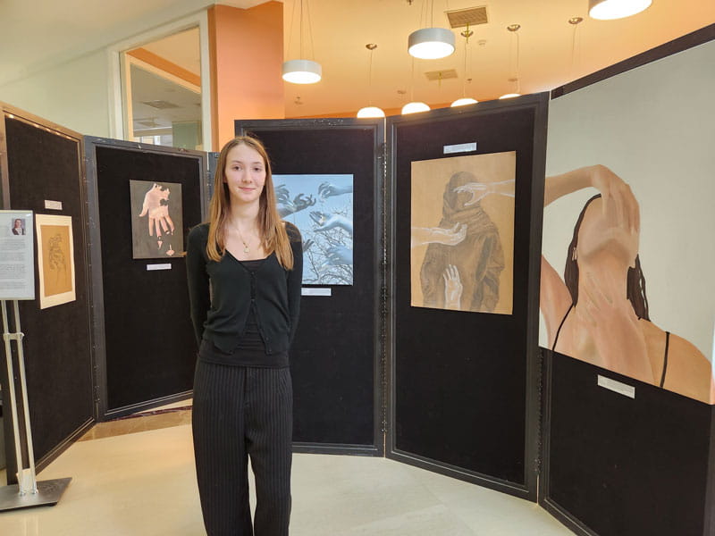 才华横溢的IB视觉艺术展2023 - Excellent Talents displayed at IB Visual Art Exhibition 2023