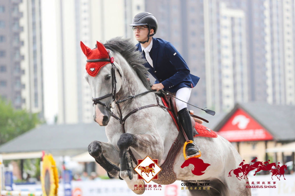 杭州亚运会 盛装舞步技术志愿者-肖悦贤 - BSB Xiao Yuexian at the 19th Asian Game Hangzhou