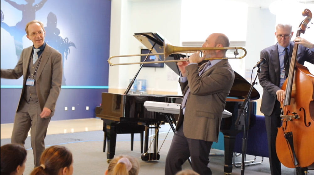 茱莉亚学院课程专家 Brian Drye 访问 BSB – 2024 年 1 月 - Juilliard Curriculum Specialists Brian Drye visits BSB Jan 2024